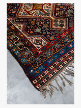 Load image into Gallery viewer, Gashgai Khamseh Fine Old Iran/259x138cm/44383
