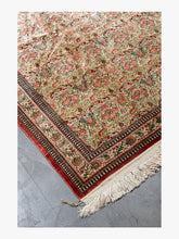 Load image into Gallery viewer, Ghom Silk Old Zilli Sultan Ivory/273x175cm/AMN-477
